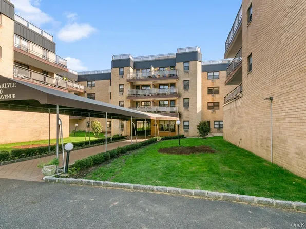 40 Stoner Avenue #2F, Great Neck Plaza, NY 11021