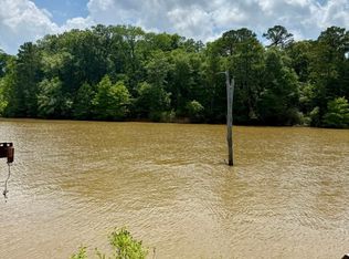 682 River Rd, Logansport, LA 71049