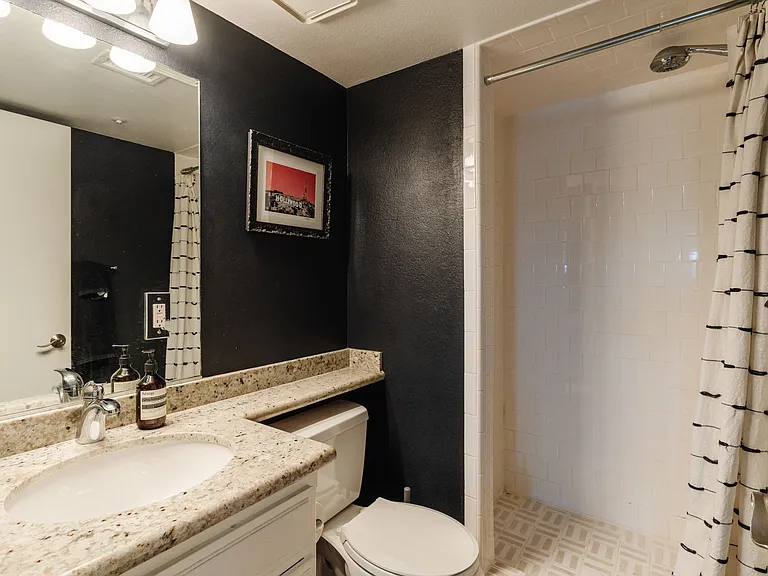 1016 Hancock Ave #6 — Photo 27