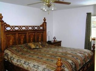 13940 W August Zupec Dr, Wadsworth, IL 60083