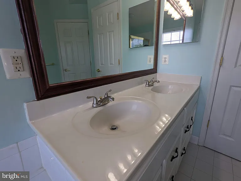 13996 Khalid Ln — Photo 22