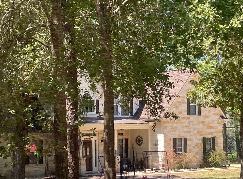 1st image of 16323 Cimmaron Dr