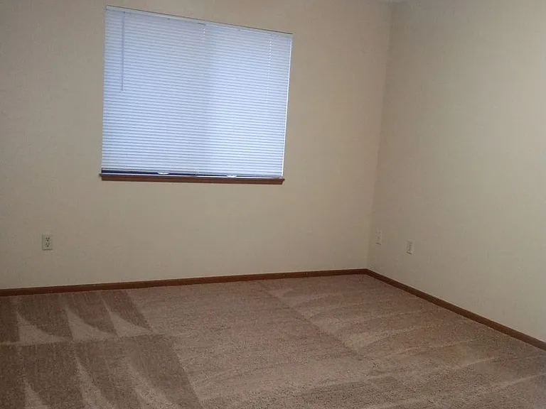 11754 3rd St NE — Photo 3
