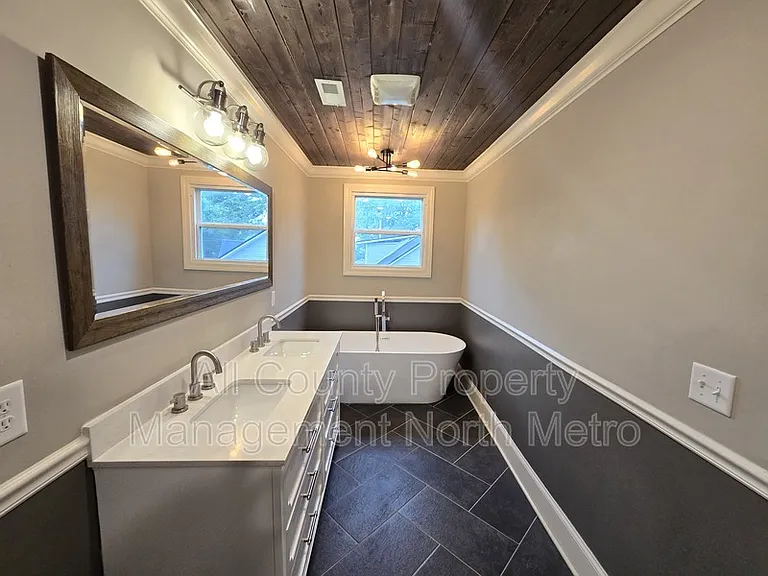 545 Lakeview Dr #A — Photo 23