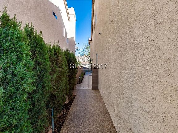 4th image of 5406 Snake Ln