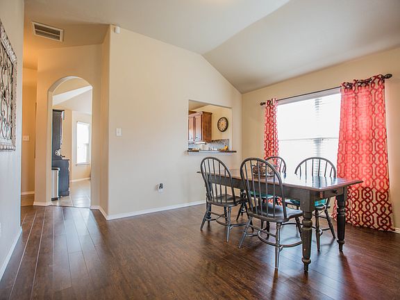 3rd image of 410 McMillen Ave