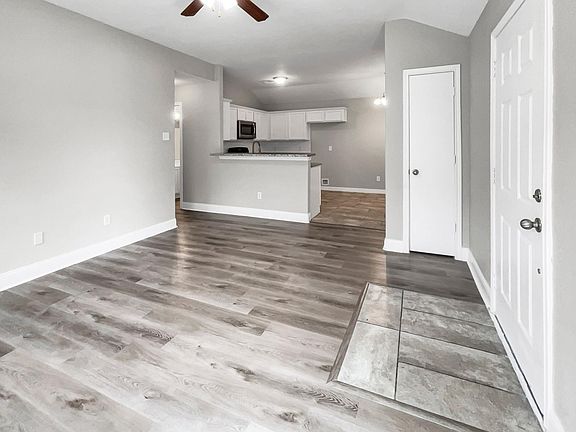 3rd image of 24217 Hard Wood Dr