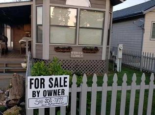9 Creek Ln, Lakeside, OR 97449