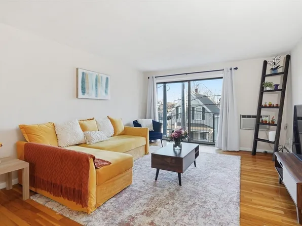 10 Coffey St APT 22, Dorchester, MA 02122