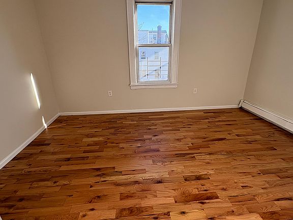 4th image of 184 Norwood St #1R