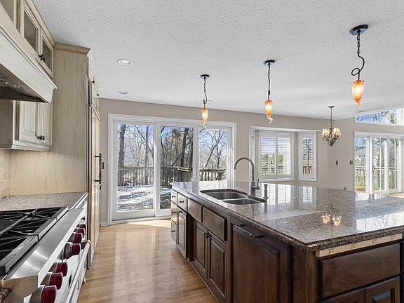 3rd image of 3535 Ivy Pl