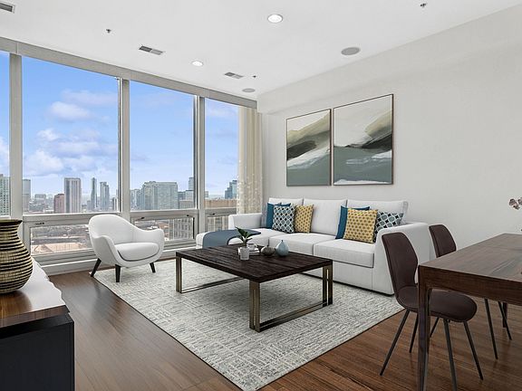 2nd image of 500 W Superior St Unit 2107