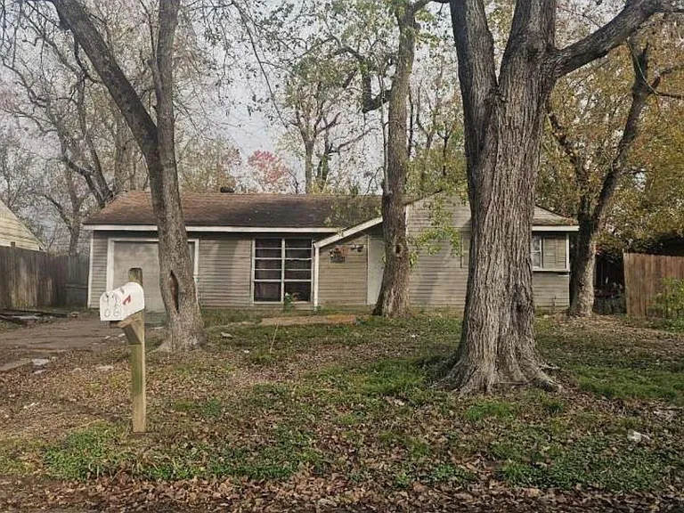 9206 Mirawood St — Photo 1