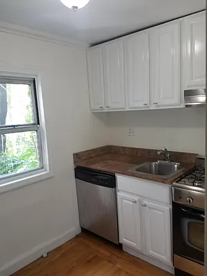 Rented by Skyline Realty LLC II | media 15