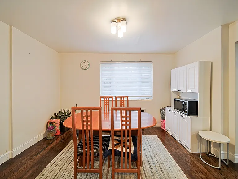 2244 Linwood Ave #1 — Photo 10