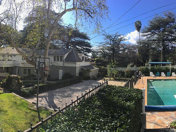 2nd image of 339 Lawson Pl