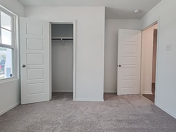 5th image of 633 Quail Meadows Dr