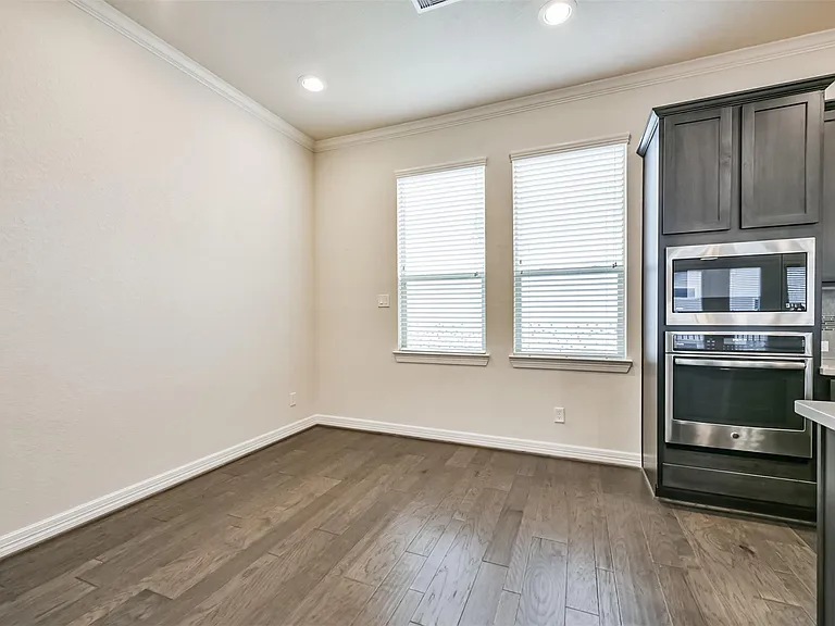 1504 Peyton Oaks Pl — Photo 25