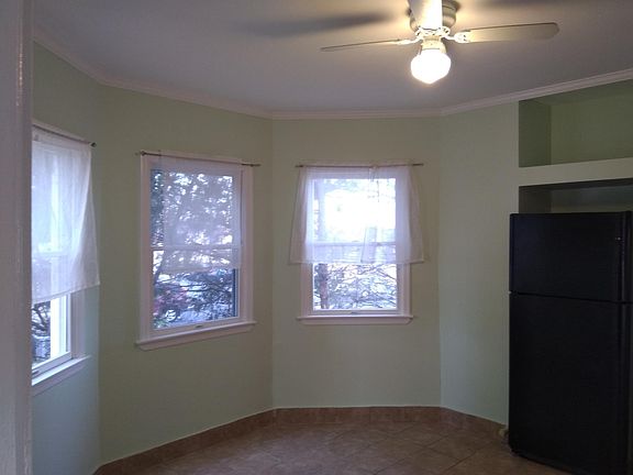 5th image of 5 Windle Park APT 1