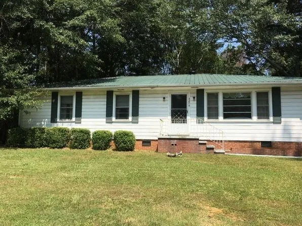 4274 Pineview Dr, Powder Springs, GA 30127