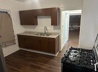 2766 N 39th St #2766, Milwaukee, WI 53210