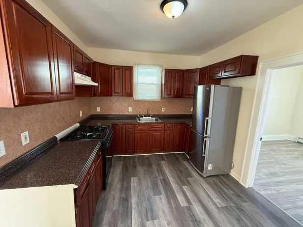 447 3rd Ave Floor 2, Elizabethport, NJ 07206