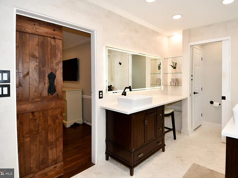 12134 Holly Knoll Cir — Photo 33