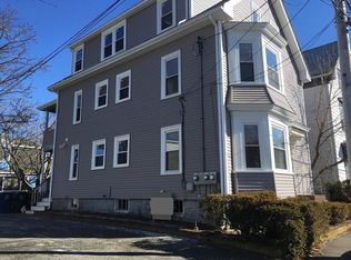 33 Osgood St #1, Salem, MA 01970