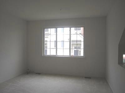3rd image of 766 Hanbury Dr #766