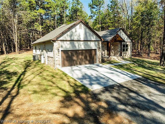 5th image of 7248 Sara Ln