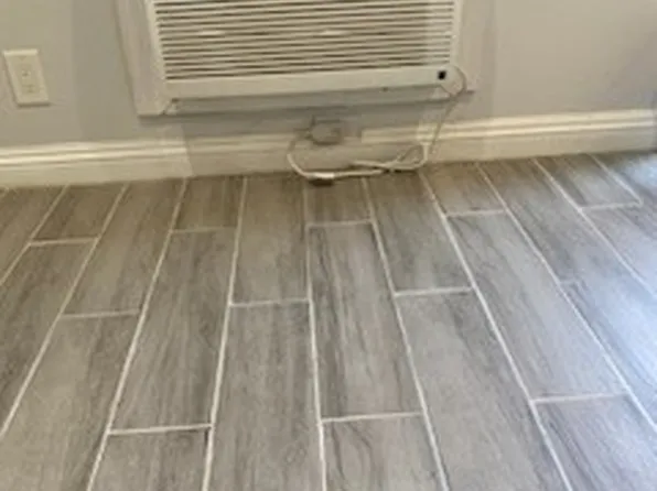 1507 S Raitt St #82, Santa Ana, CA 92704