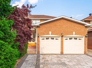 21 Williamsburg Ln, Vaughan, ON L4L 5C8