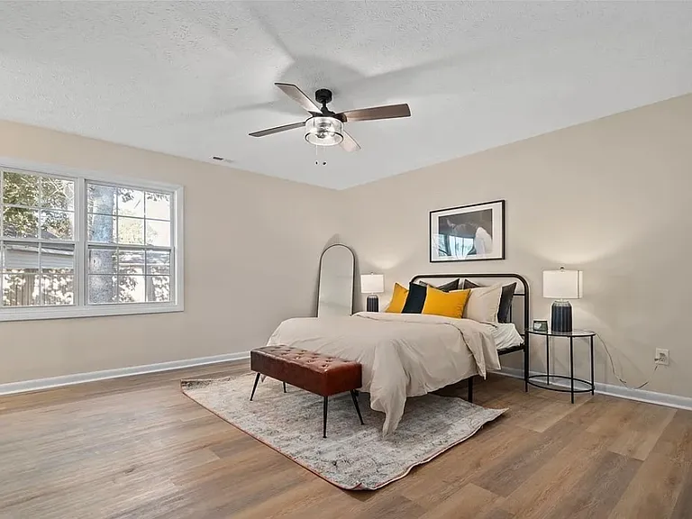7028 Calamar Dr — Photo 17