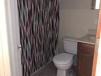 4th image of 295 Saint Eugene Ln