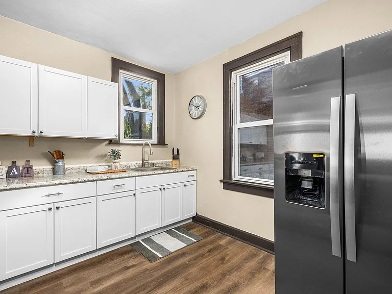 3202 W Main St — Photo 22
