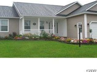 4787 Lighthouse Village Cir, Liverpool, NY 13088