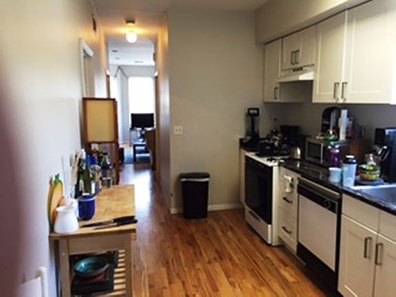 4th image of 1544 W Diversey Pkwy