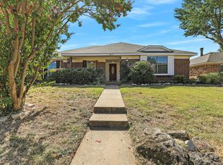 211 Carnation Dr, Allen, TX 75002