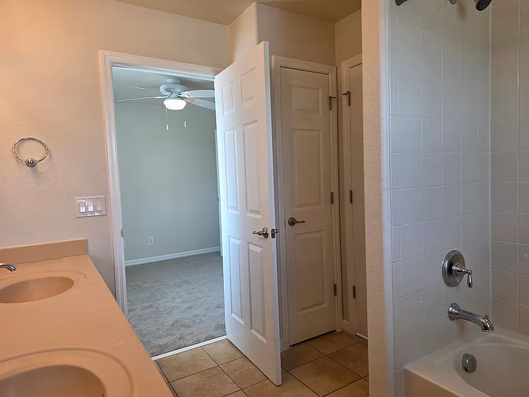 4772 Silver Birch Way — Photo 31