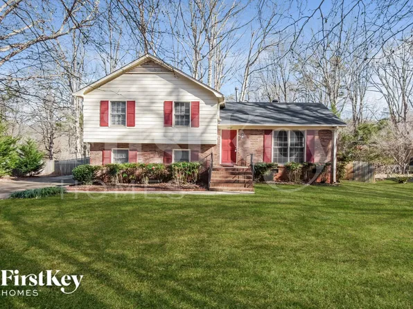 13507 Idlefield Ln, Matthews, NC 28105