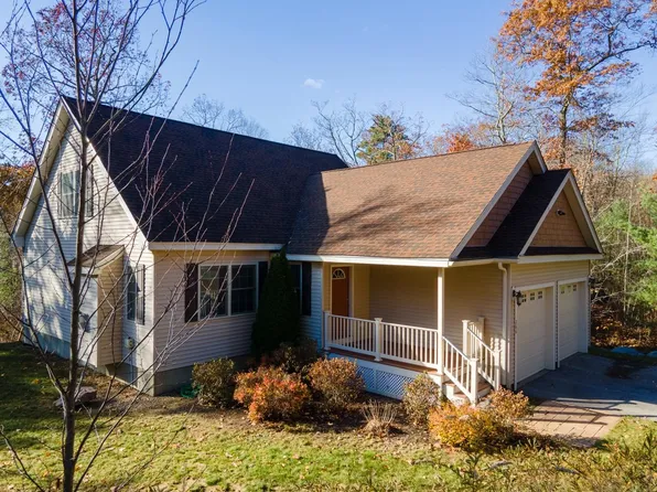 266 Thames Road, Hooksett, NH 03106