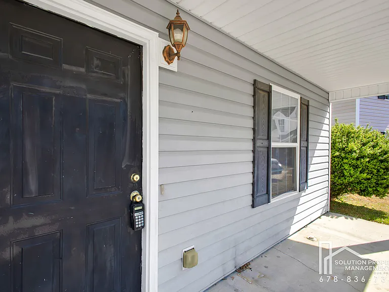 119 Twin Pines Ct — Photo 4