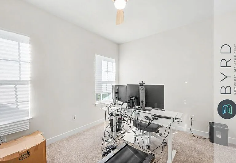 18606 Holly Crest Dr — Photo 16