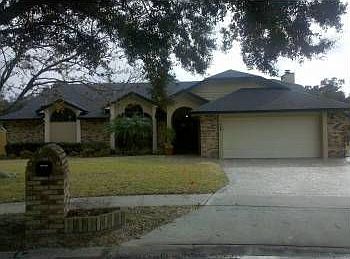 1st image of 765 Willoughby Ct