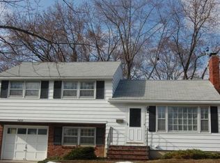 3609 Kemp Dr, Endwell, NY 13760