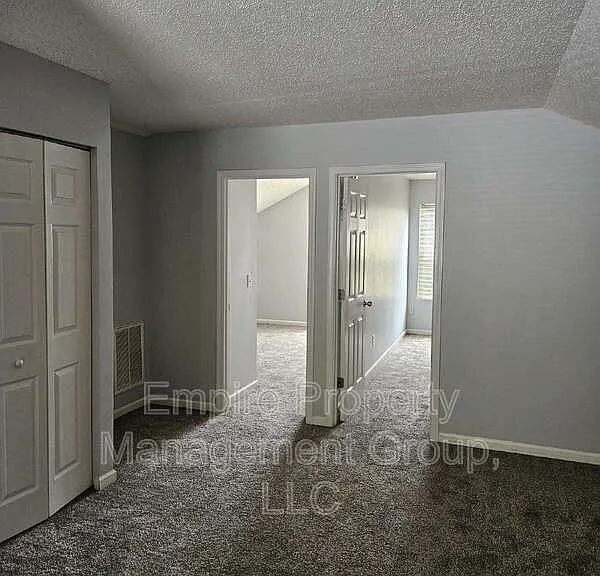 401 Dukes Hill Rd — Photo 18
