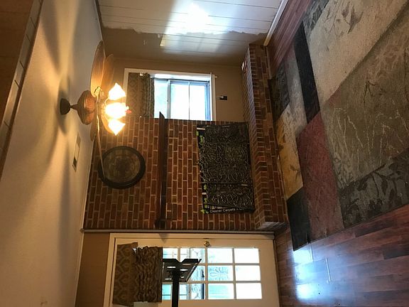 2nd image of 6975 Saddlebrook Dr