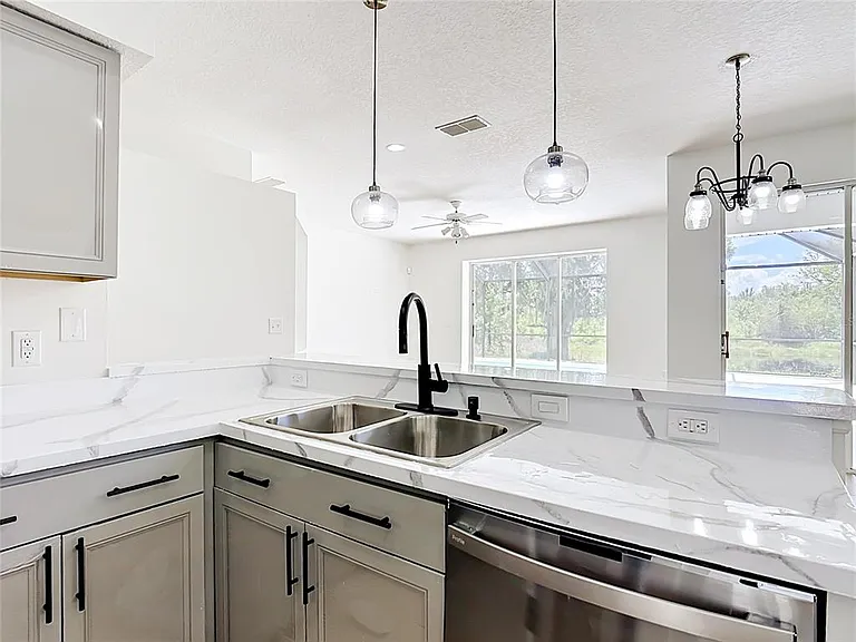 2944 Sunset Vista Blvd — Photo 12