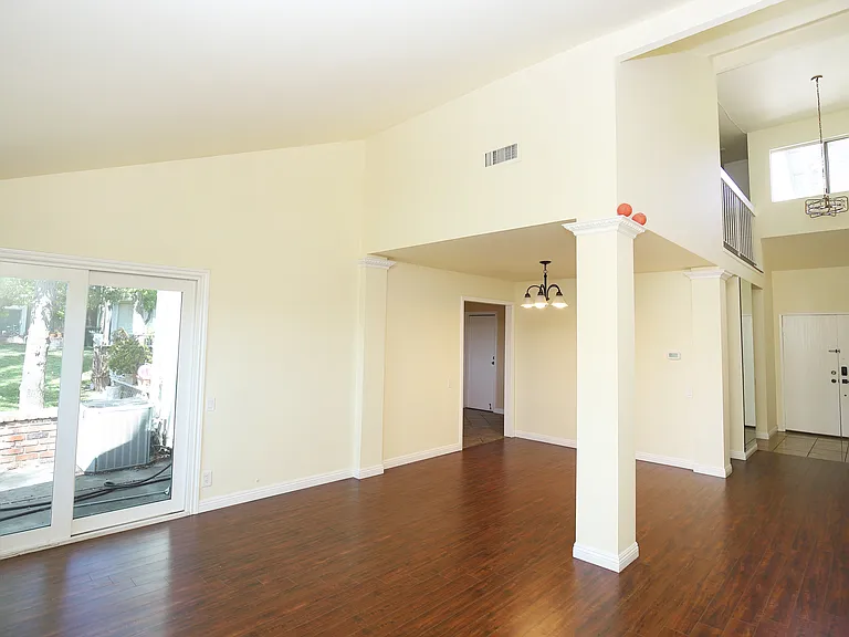 16317 Sierra Ridge Way — Photo 5