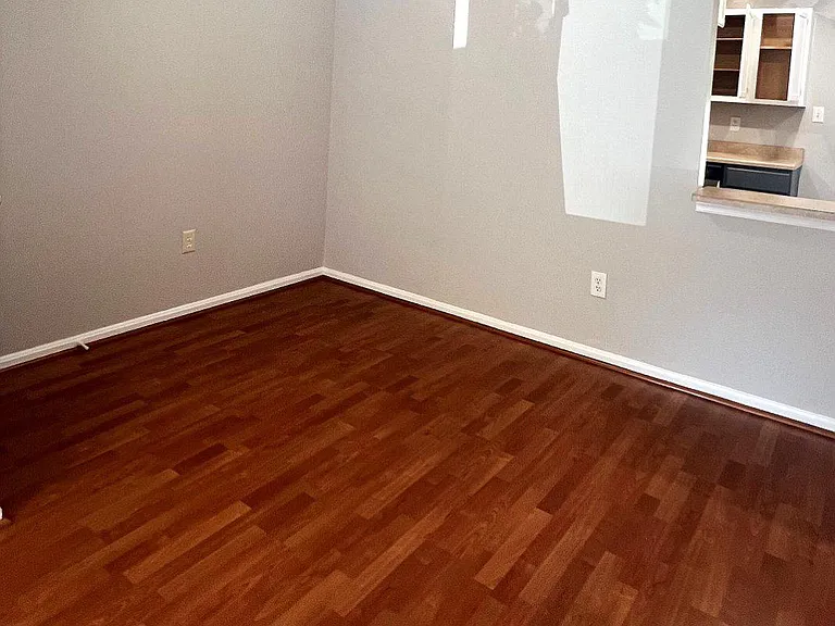 5808 Waterdale Ct — Photo 7